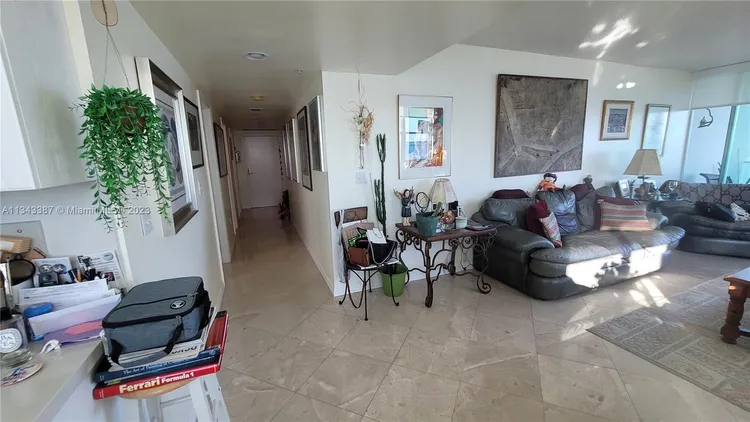 St Louis Condo #1305 image #79