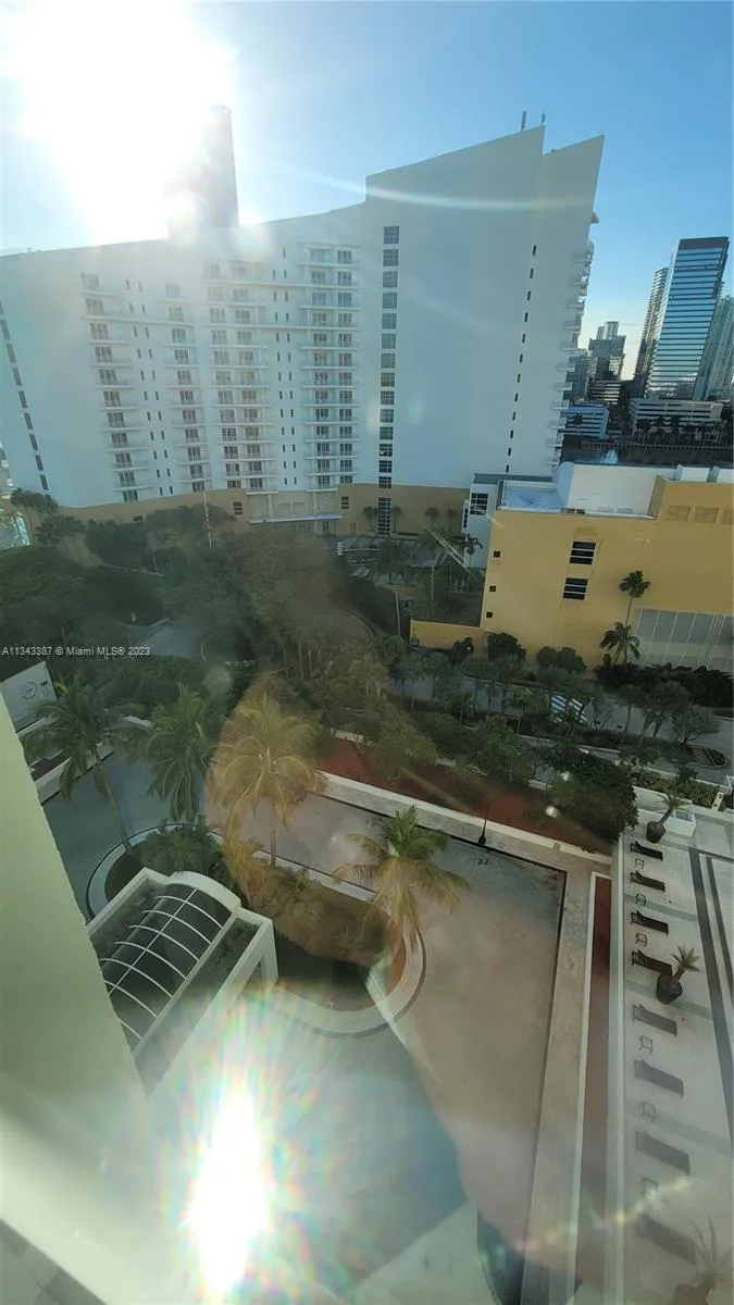 St Louis Condo #1305 image #85