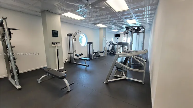 St Louis Condo #1305 image #88