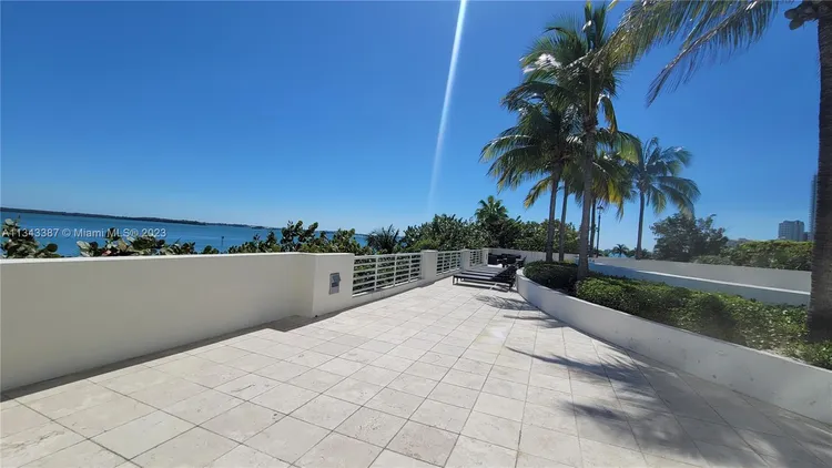 St Louis Condo #1305 image #8