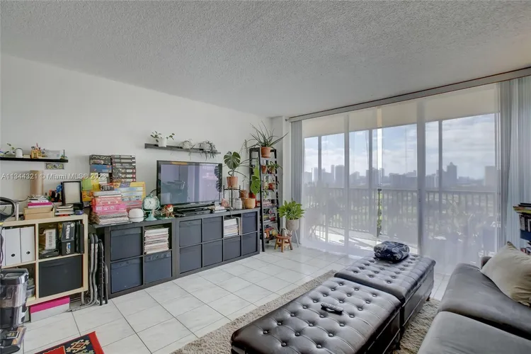 Coronado #1837 image #11