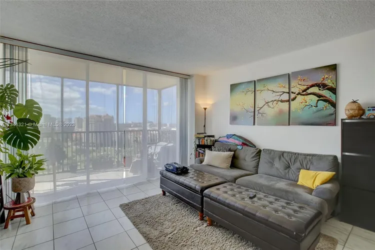 Coronado #1837 image #12