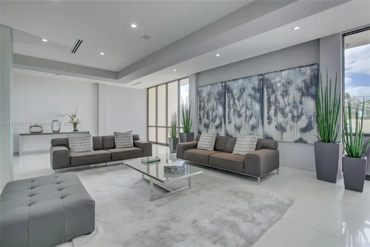 Coronado #1837 image #7