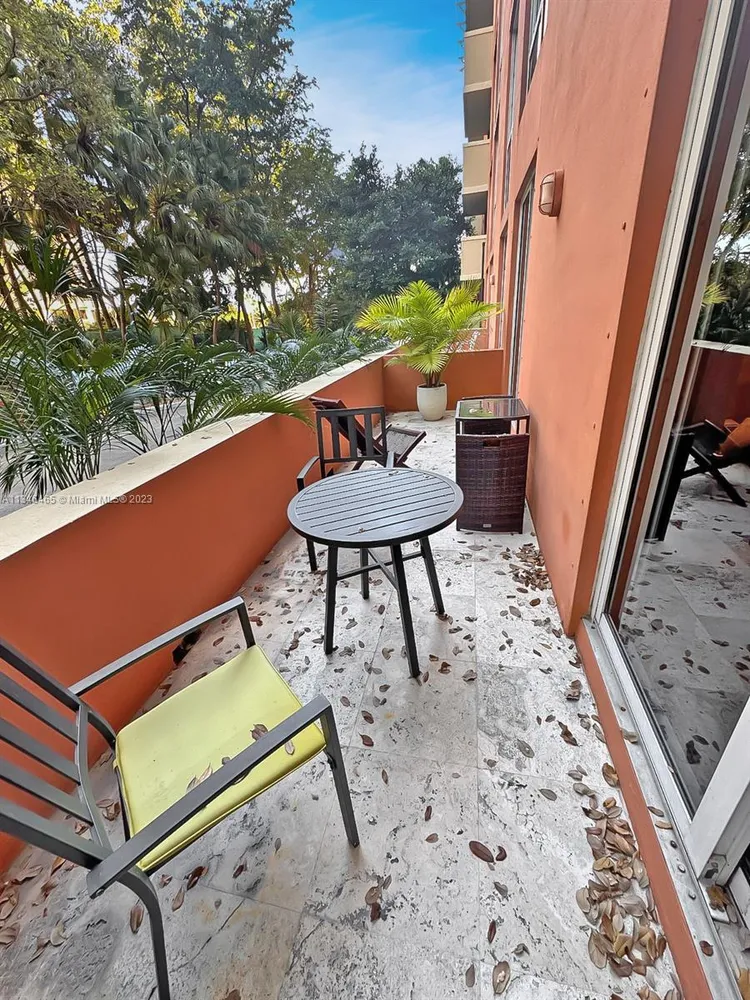 The Mutiny #217 image #10