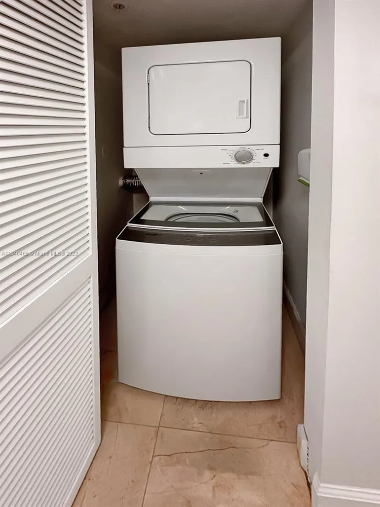 The Mutiny #217 image #17