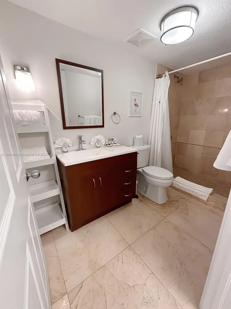 The Mutiny #217 image #18