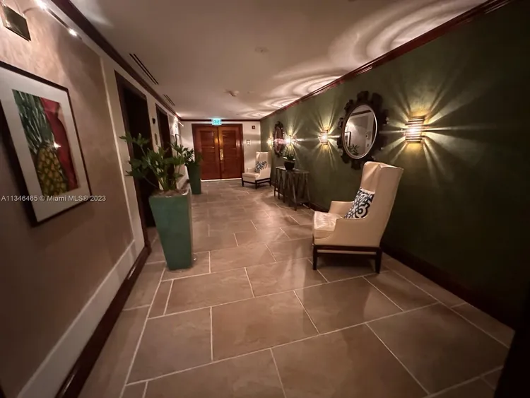 The Mutiny #217 image #20