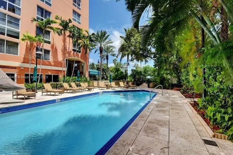 The Mutiny #217 image #21