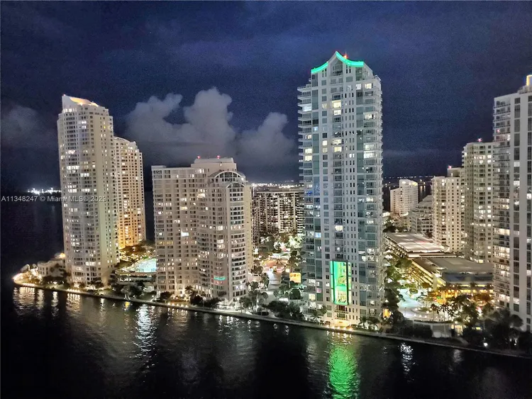 One Miami #2915 image #25