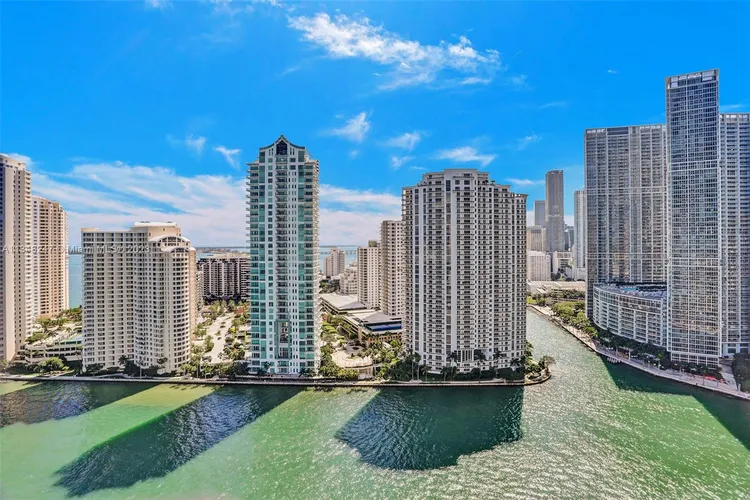 One Miami #2915 image #9