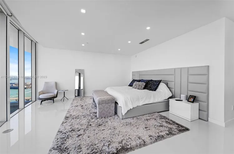 Aria on the Bay #PH15 image #38