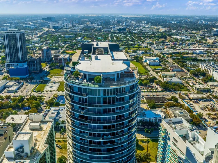 Aria on the Bay #PH15 image #65