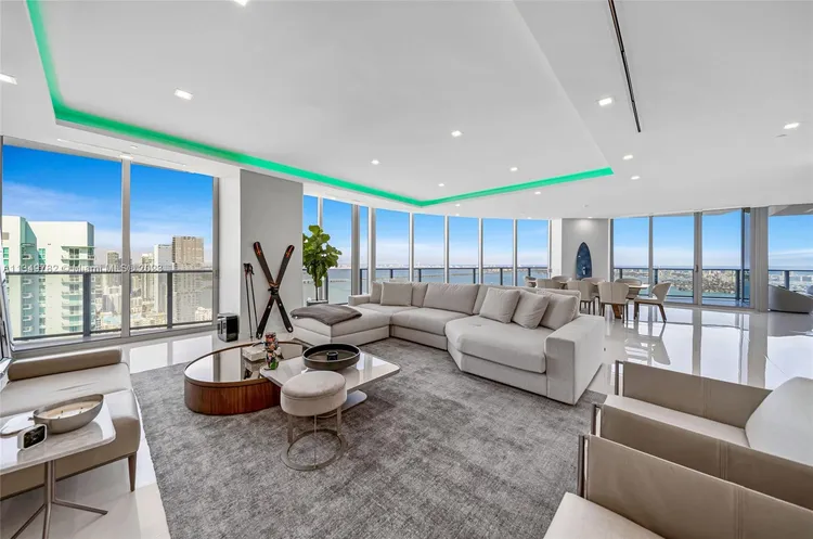 Aria on the Bay #PH15 image #8