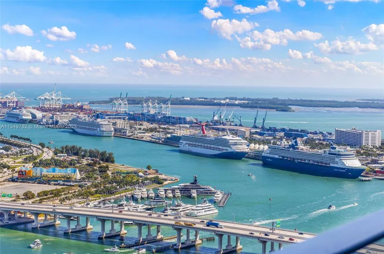 Aria on the Bay #PH15 image #9