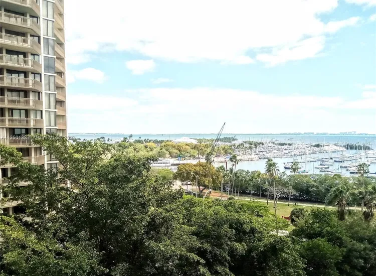 The Mutiny #913 image #14