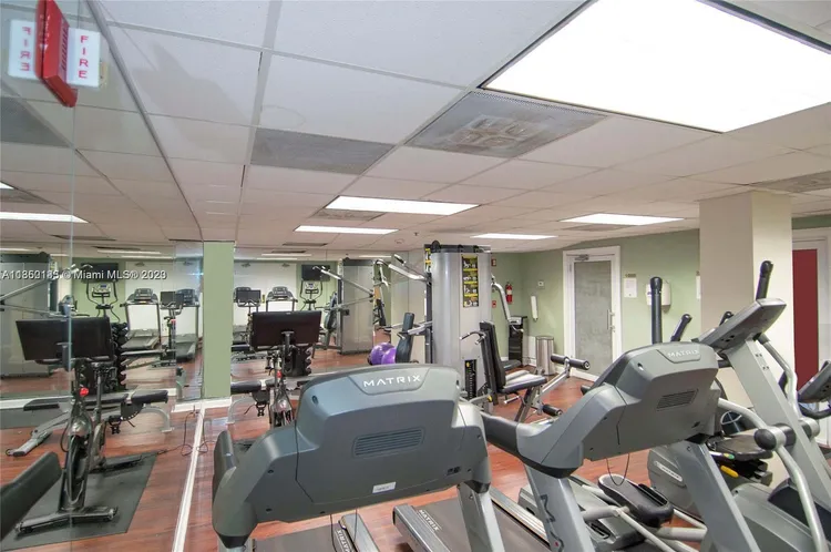 The Mutiny #913 image #17