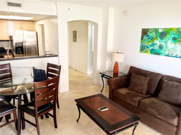 The Mutiny #913 image #7