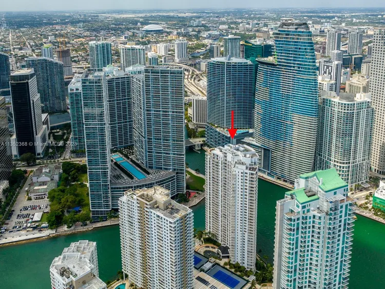 Carbonell #2902 image #15