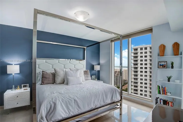 Carbonell #2902 image #9