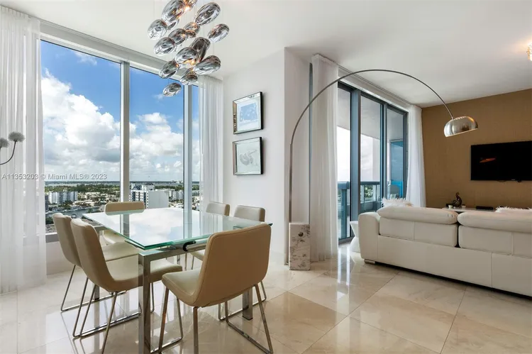 Carillon Condo North Tower #2010 image #13