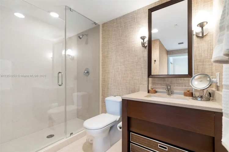 Carillon Condo North Tower #2010 image #21