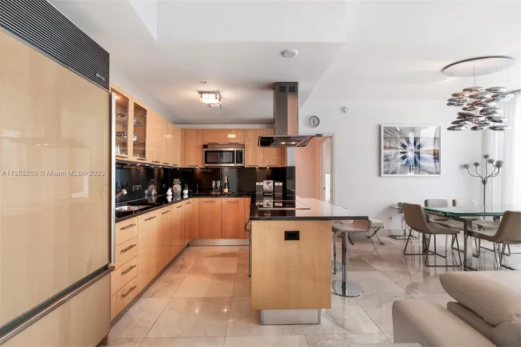 Carillon Condo North Tower #2010 image #6