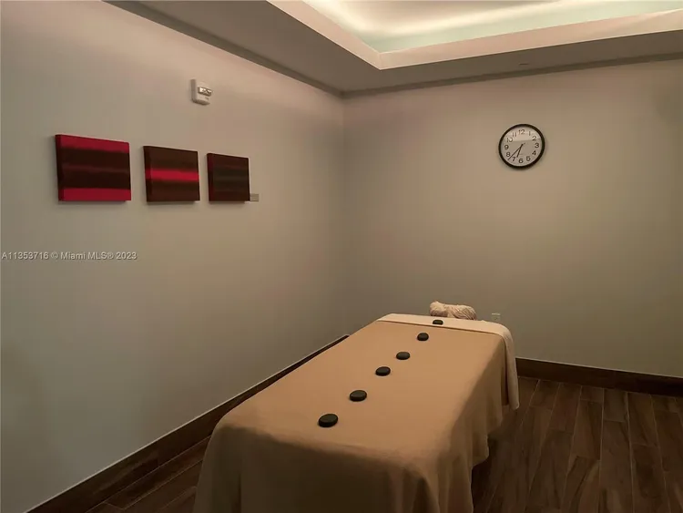 Trump Tower 1 #1006 image #11