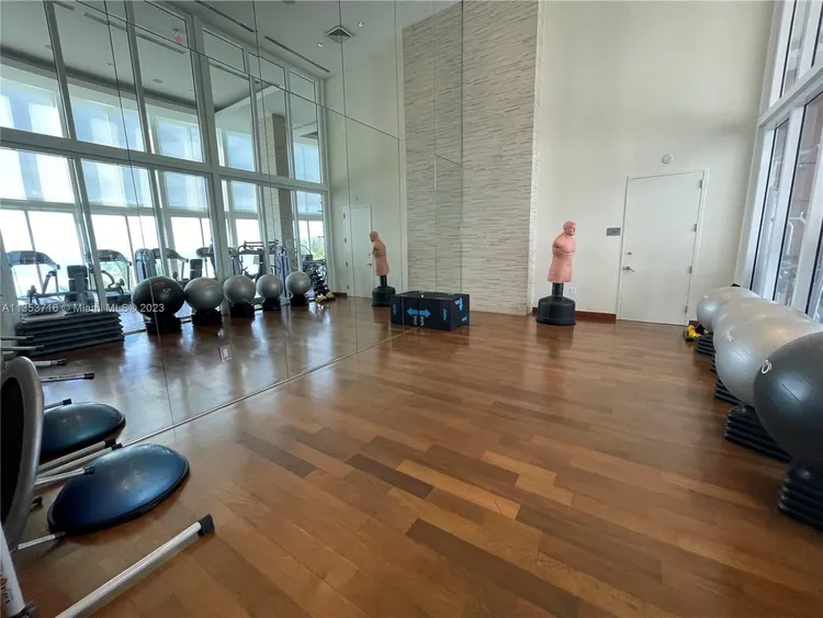 Trump Tower 1 #1006 image #27