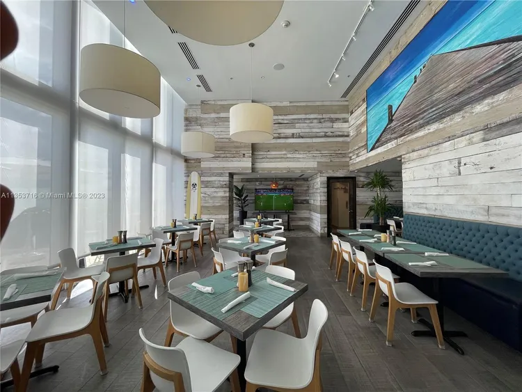 Trump Tower 1 #1006 image #34