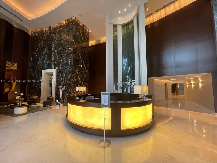 Trump Tower 1 #1006 image #44