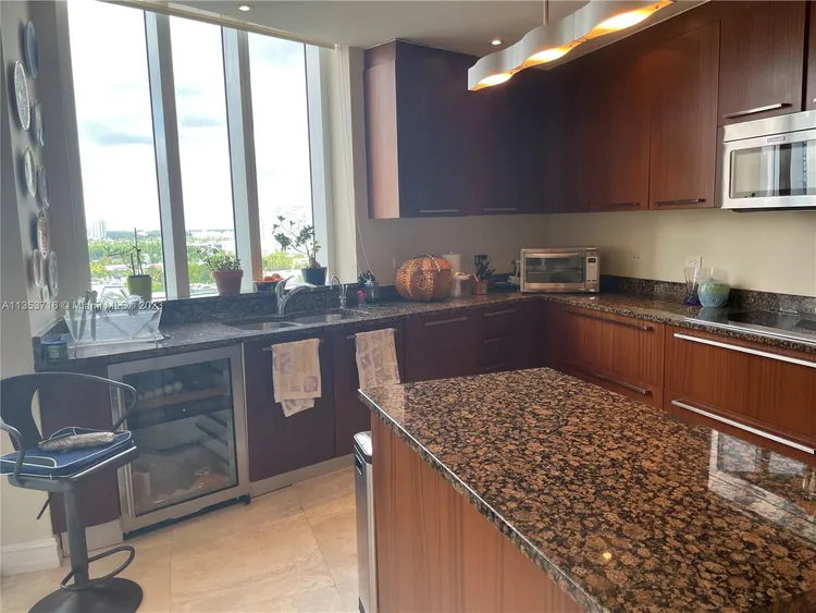 Trump Tower 1 #1006 image #52