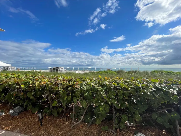 Trump Tower 1 #1006 image #53