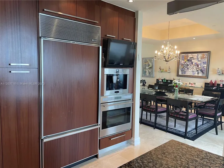 Trump Tower 1 #1006 image #55