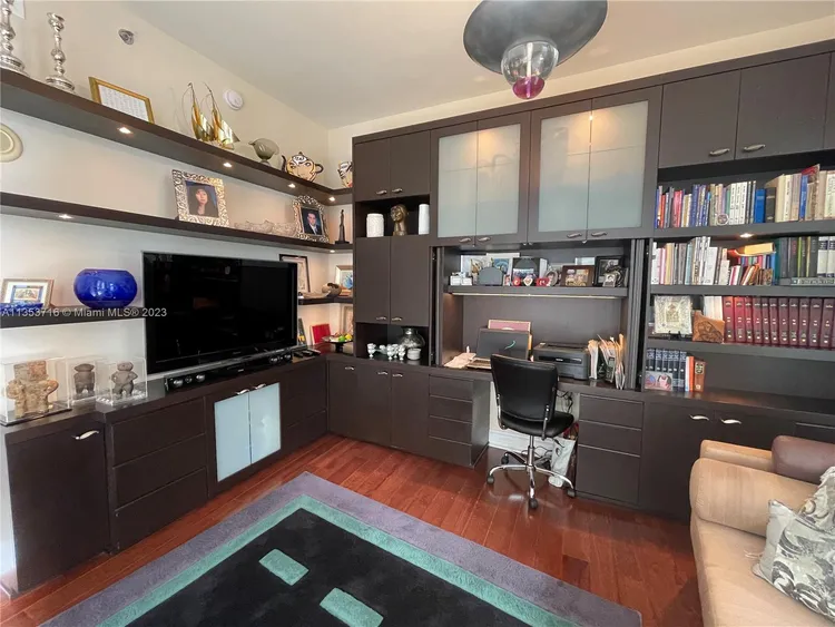 Trump Tower 1 #1006 image #63