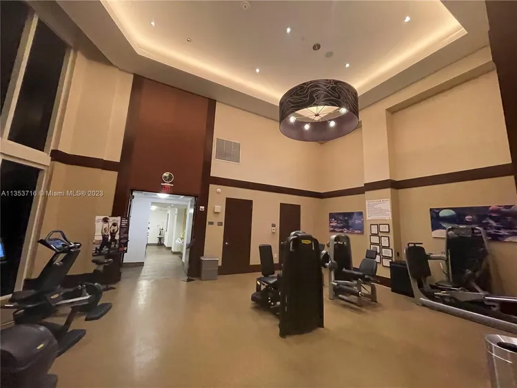 Trump Tower 1 #1006 image #8