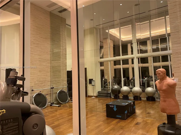 Trump Tower 1 #1006 image #9