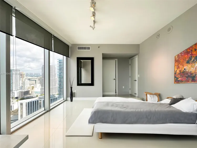 Icon Brickell I #4413 image #11