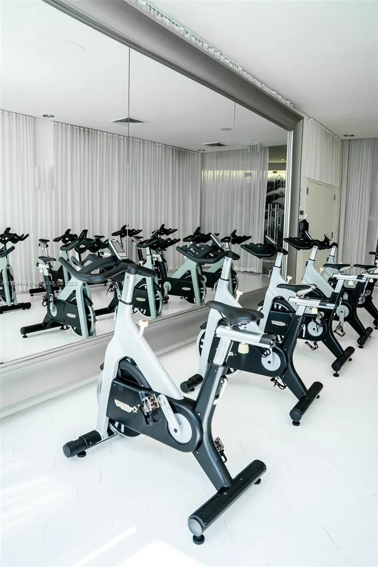 Icon Brickell I #4413 image #31