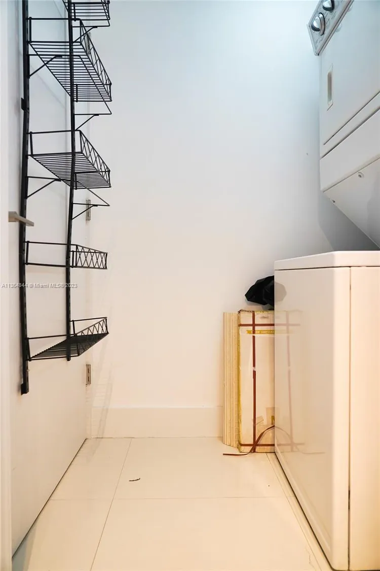 Icon Brickell I #4413 image #46