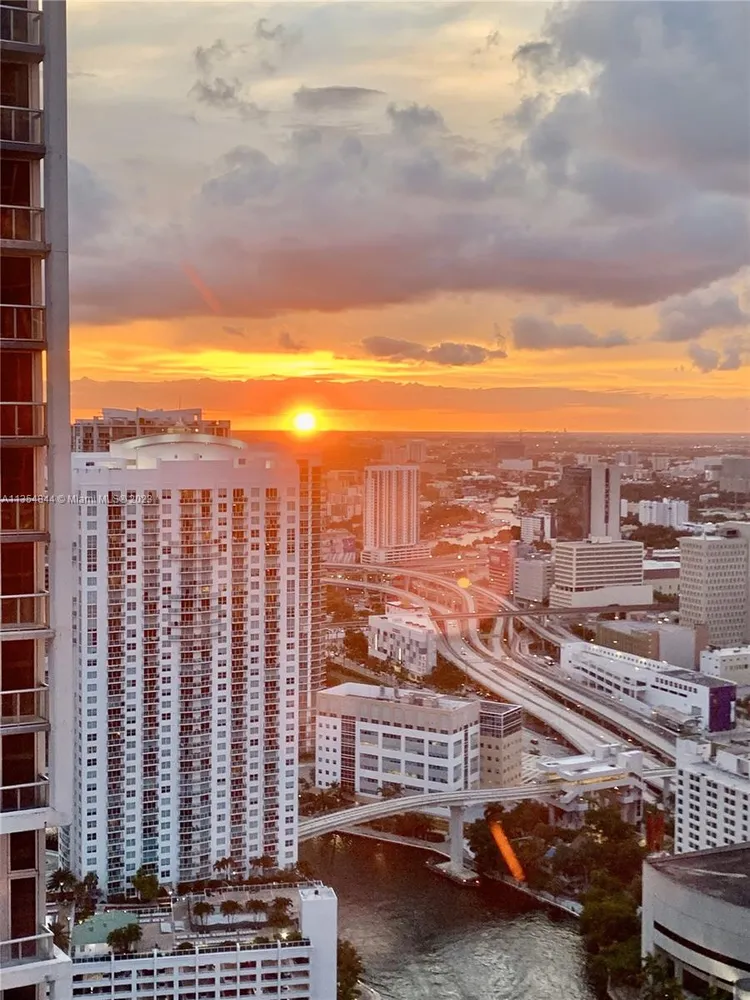 Icon Brickell I #4413 image #52