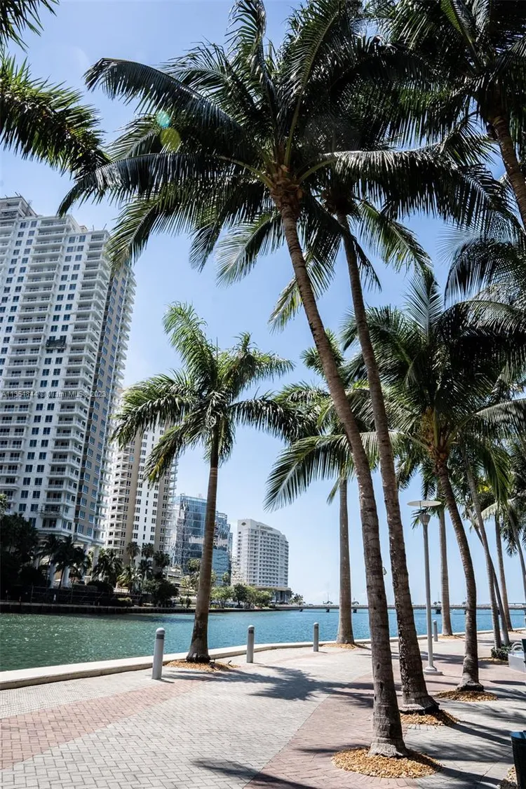 Icon Brickell I #4413 image #54