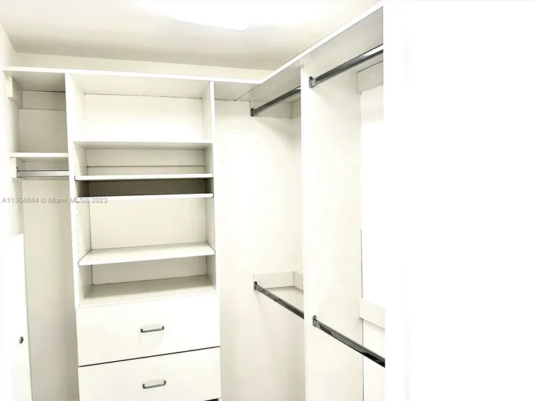 Icon Brickell I #4413 image #56