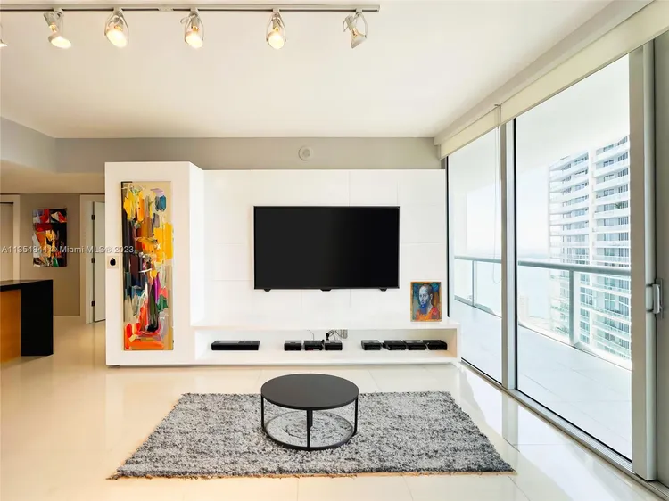 Icon Brickell I #4413 image #72