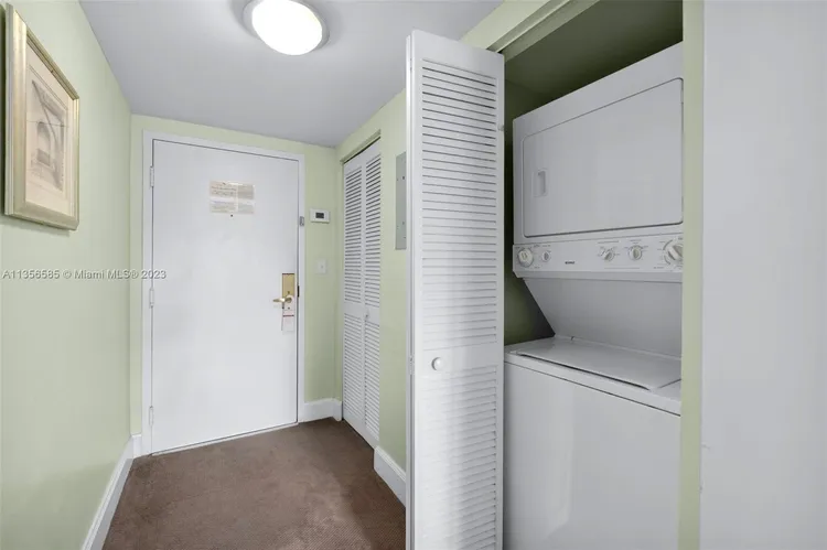 The Mutiny #204 image #15