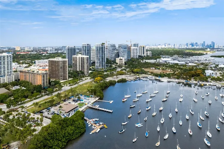 The Mutiny #204 image #21