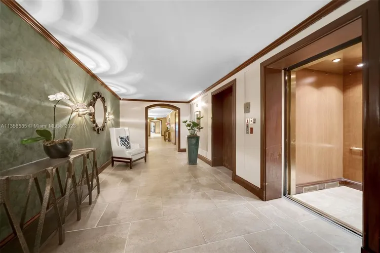 The Mutiny #204 image #26