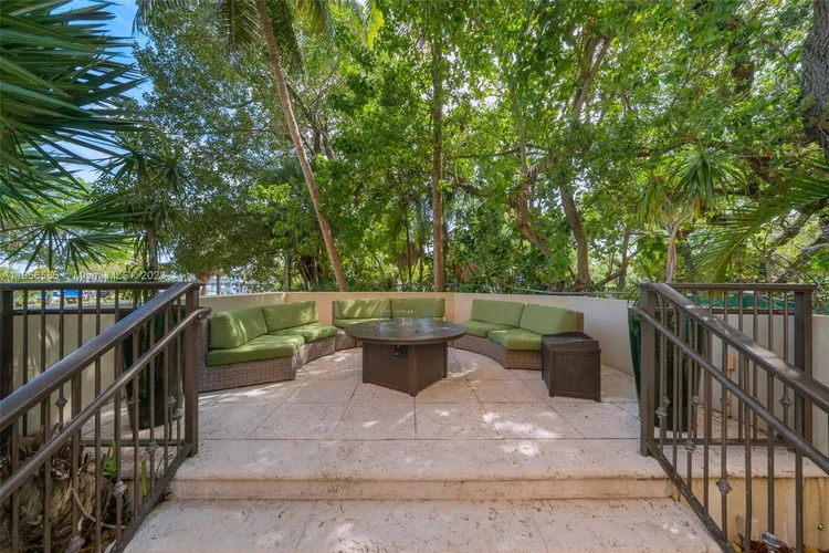 The Mutiny #204 image #28