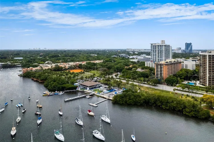 The Mutiny #204 image #40