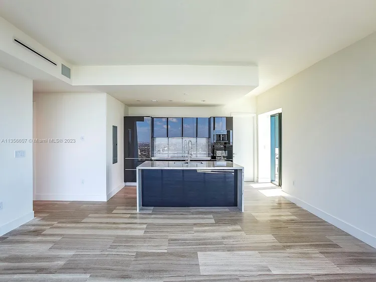 Echo Brickell #4203 image #32