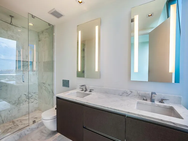 Echo Brickell #4203 image #9